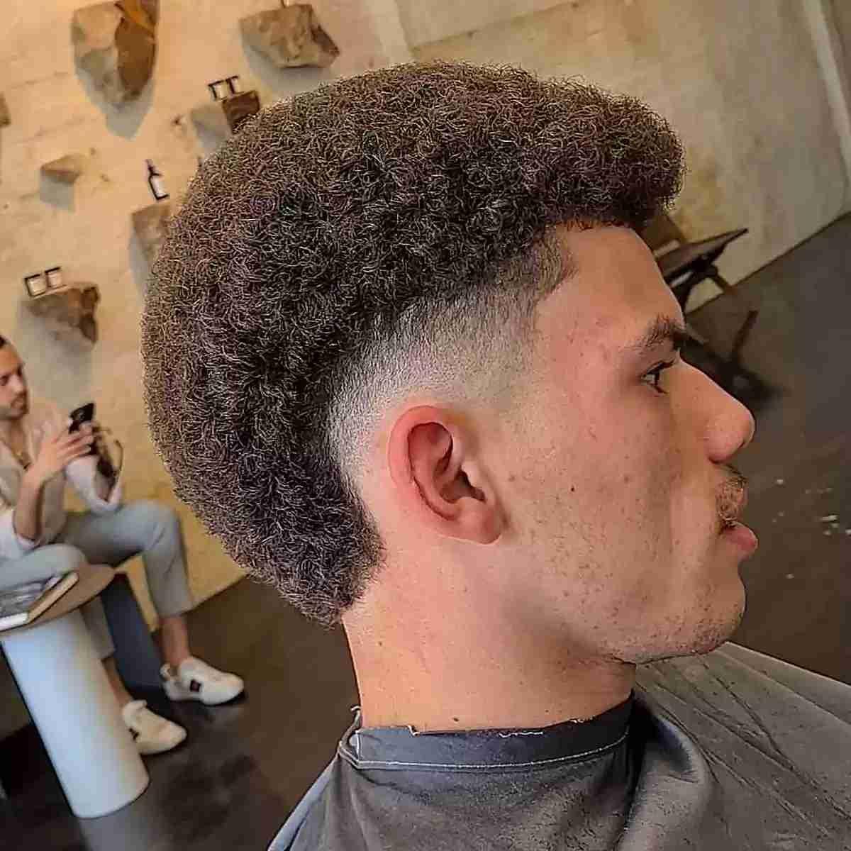 Frohawk Fade kirpimas