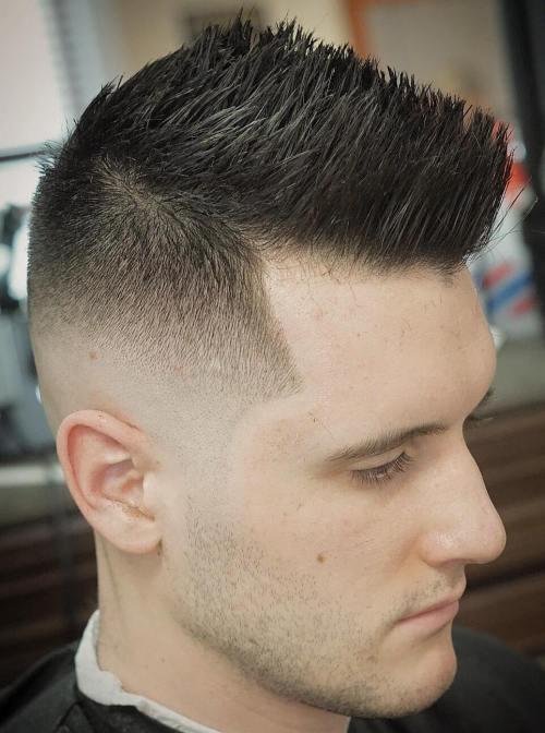 High Top Fade vyriškas kirpimas